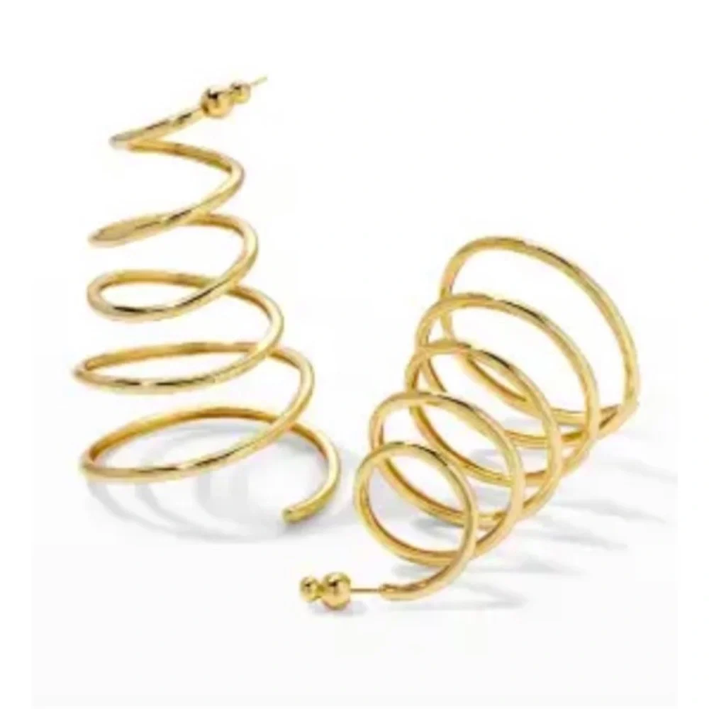 ๐บ๐HP๐๐บ NWT Cult Gaia Ezlynn Gold Serpentine Earrings - Picture 8 of 16